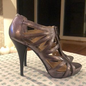 Michael Kors metallic heels size 9
